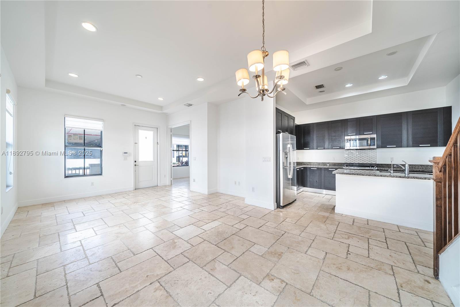 8478 NW 52nd St #8478 Doral, FL 33166