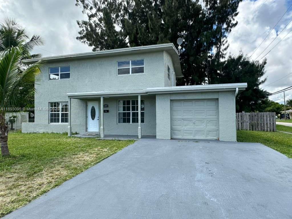 1189 NW 45th Ave