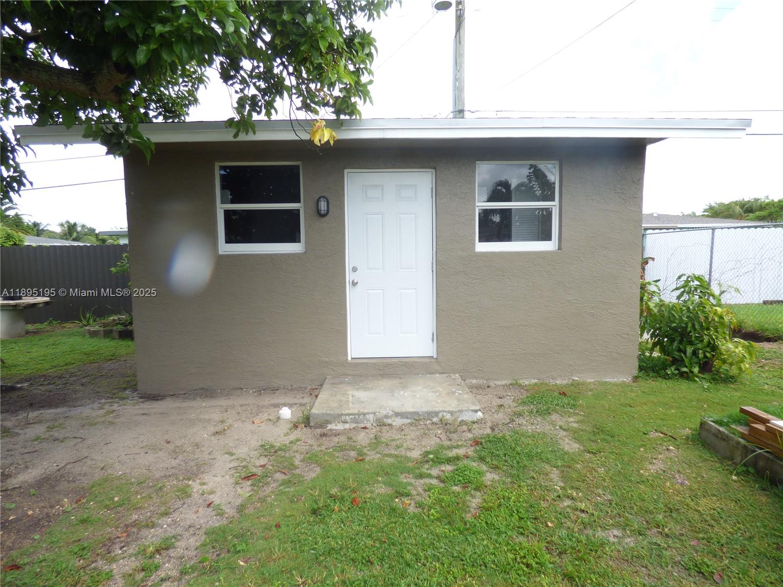 19121 NE Miami Ct #2