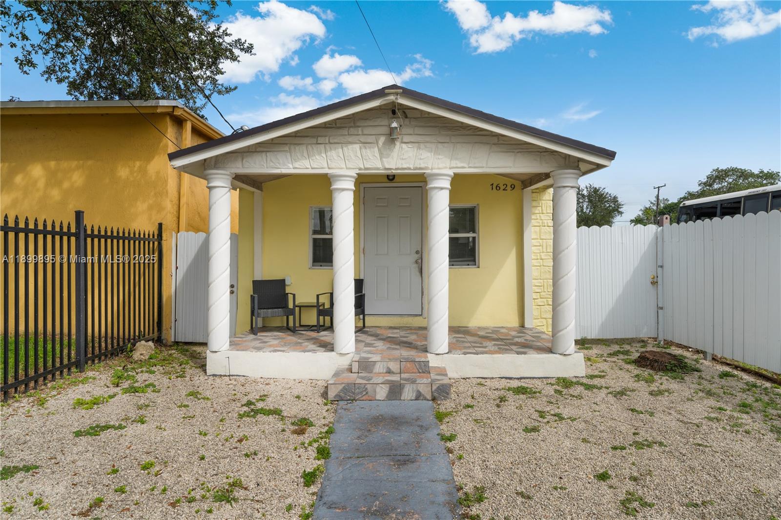 1629 NW 43rd St