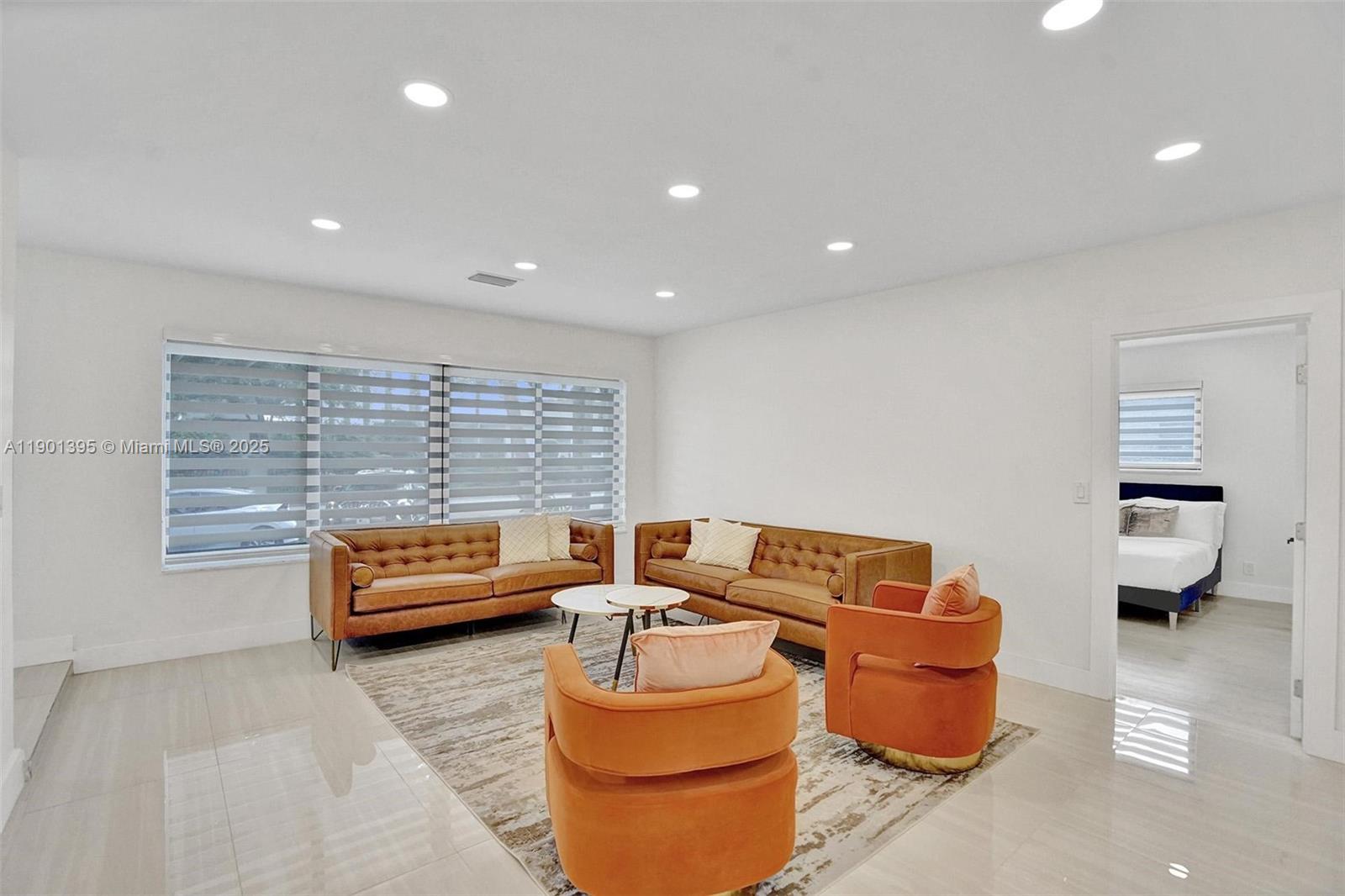 1141 N Northlake Dr Hollywood, FL 33019