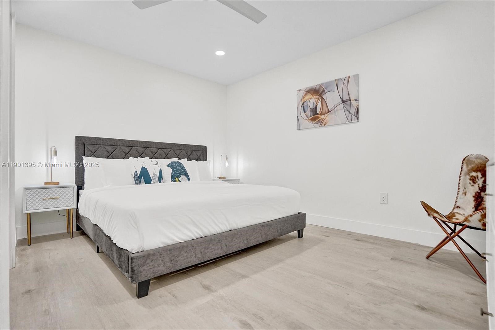 1141 N Northlake Dr Hollywood, FL 33019