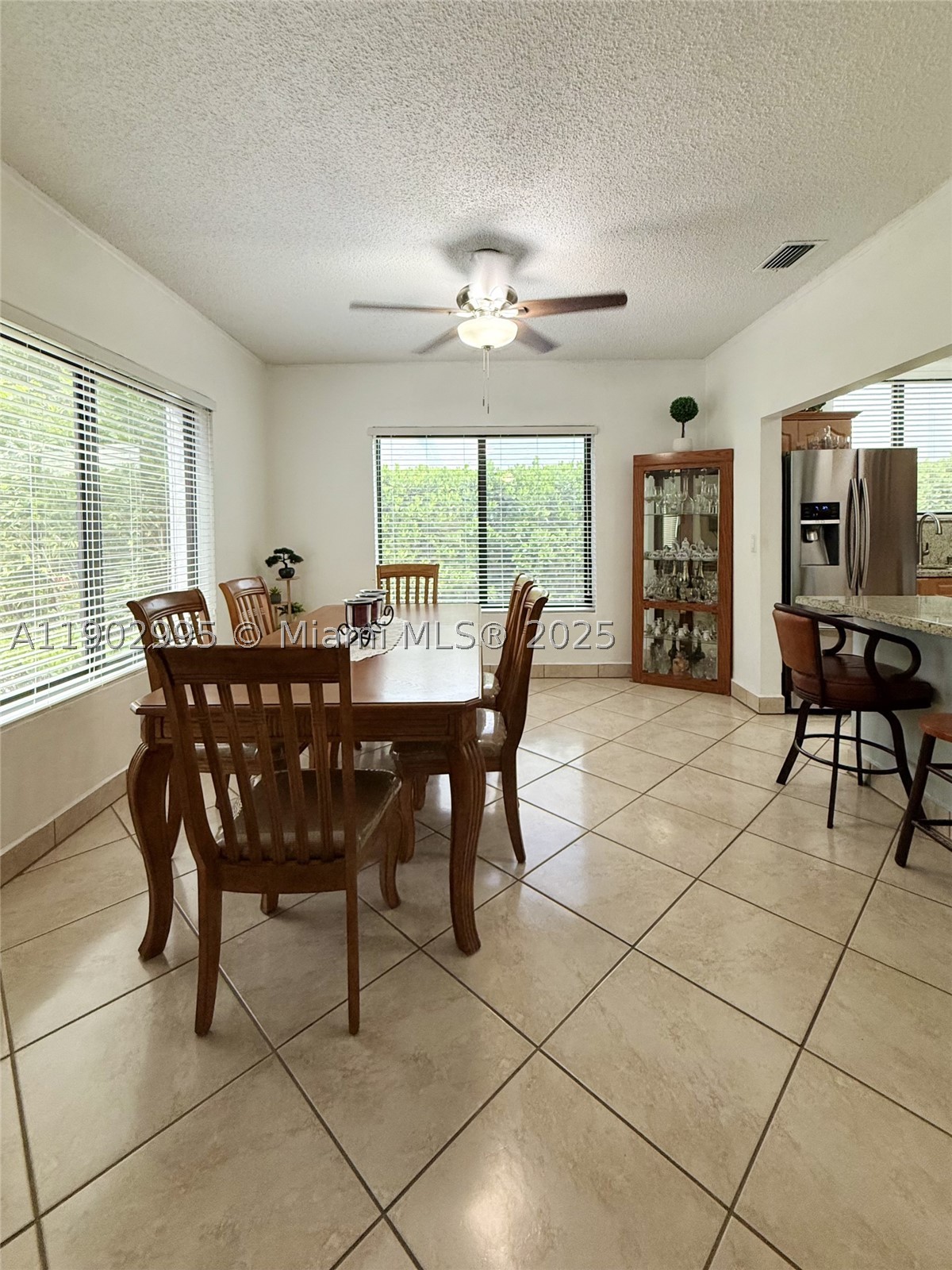 1835 SW 10th St Miami, FL 33135