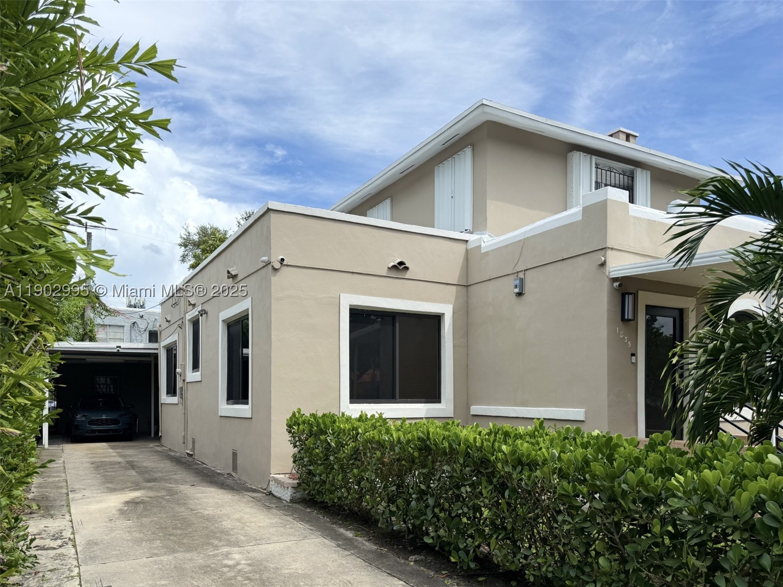 1835 SW 10th St Miami, FL 33135