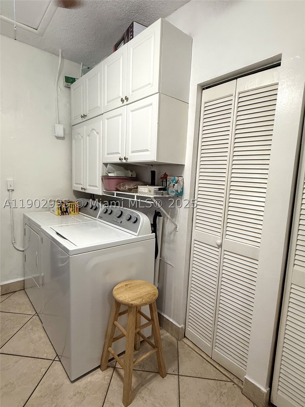 1835 SW 10th St Miami, FL 33135