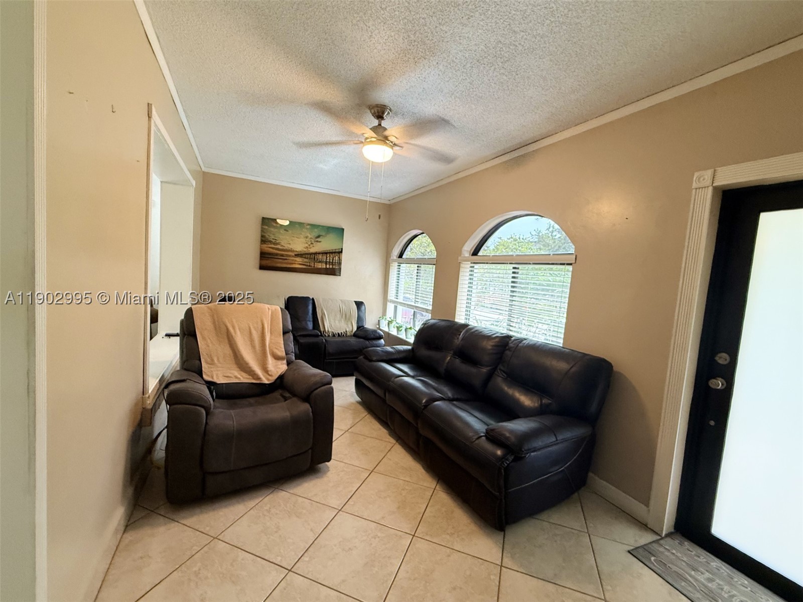 1835 SW 10th St Miami, FL 33135