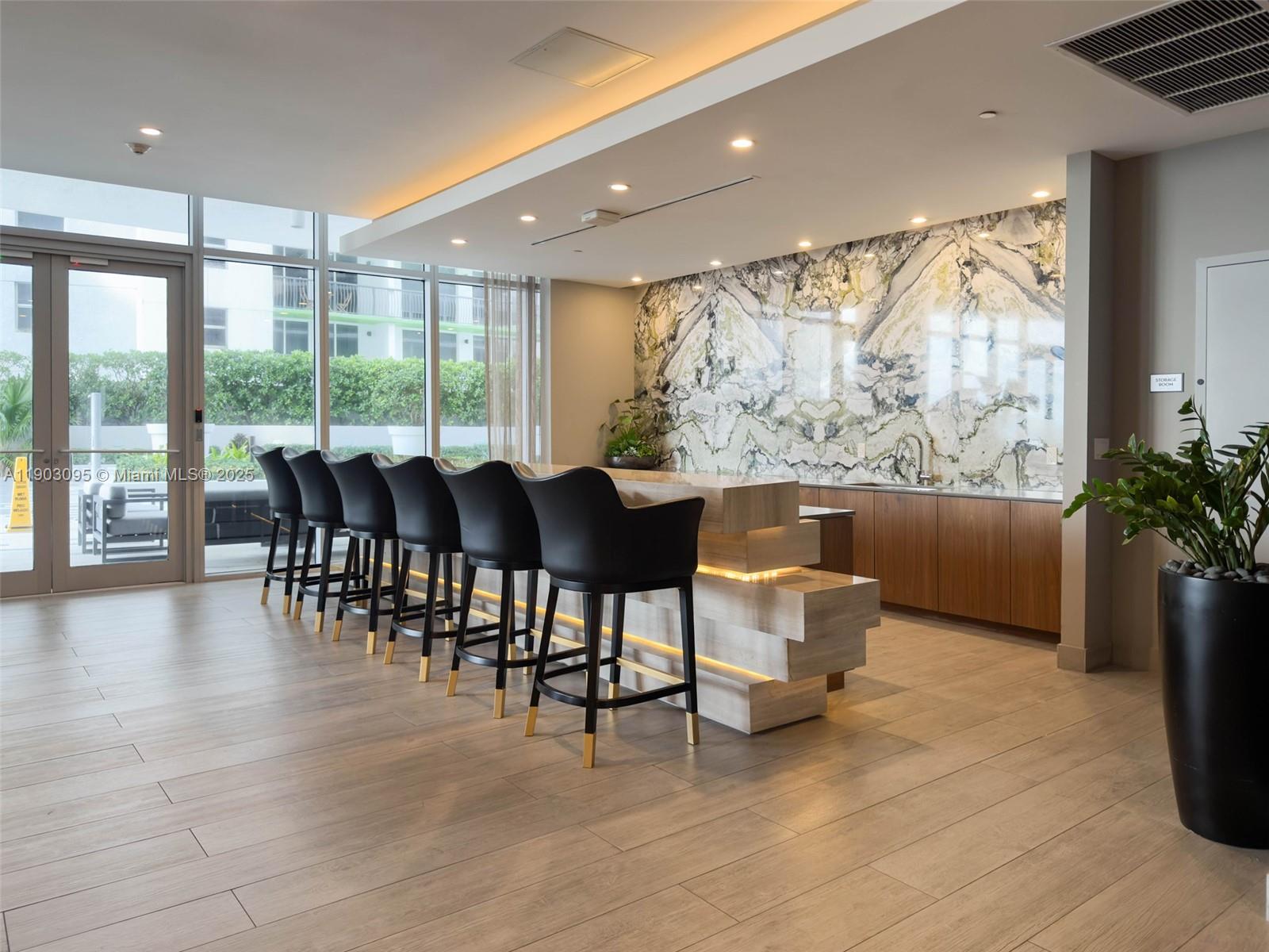 image Aria On The Bay25