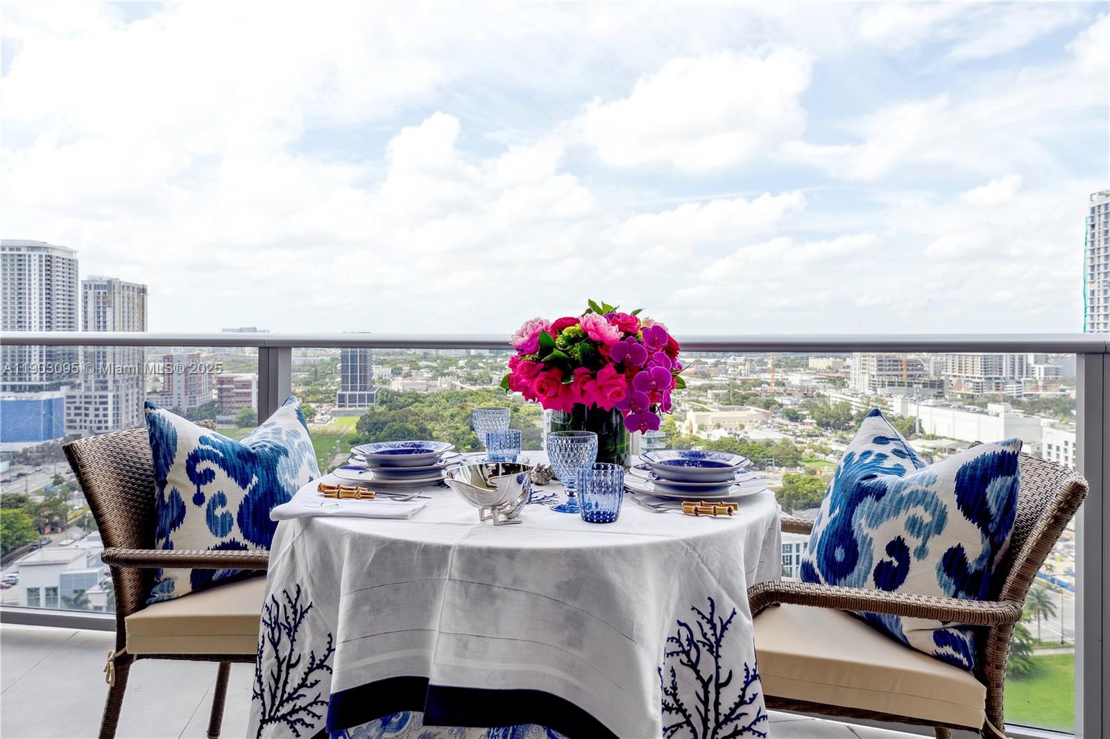 image Aria On The Bay2