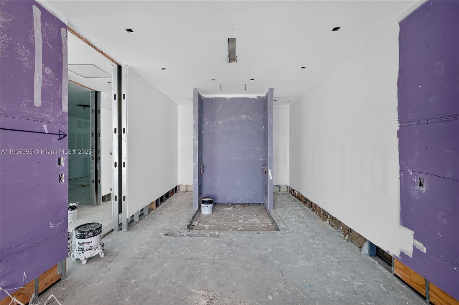 430 Royal Plz Dr Fort Lauderdale, FL 33301 430 Royal Plz Dr Fort Lauderdale, FL 33301