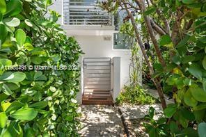 1600 Michigan Ave #7 Miami Beach, FL 33139