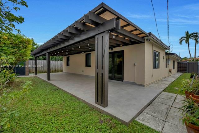 5181 SW 7th St Miami, FL 33134