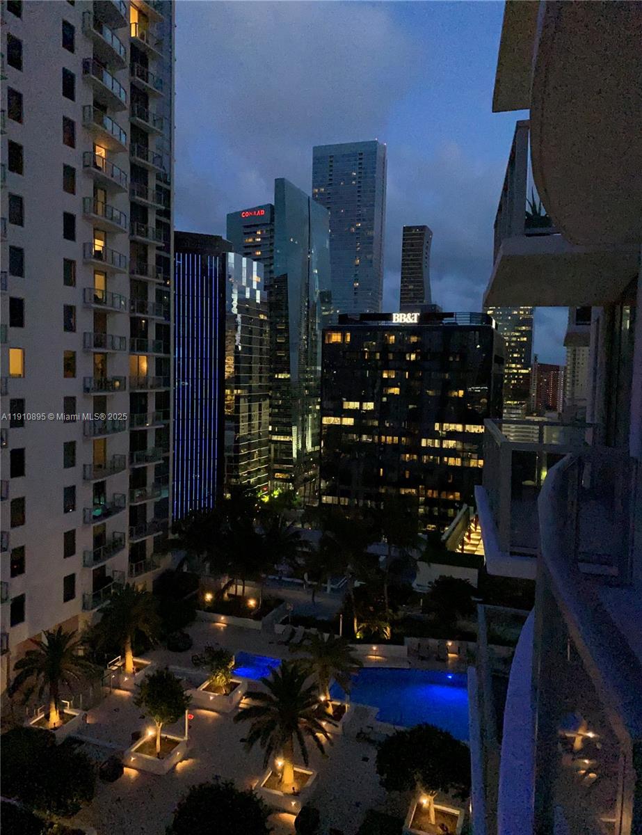image 1060 Brickell11
