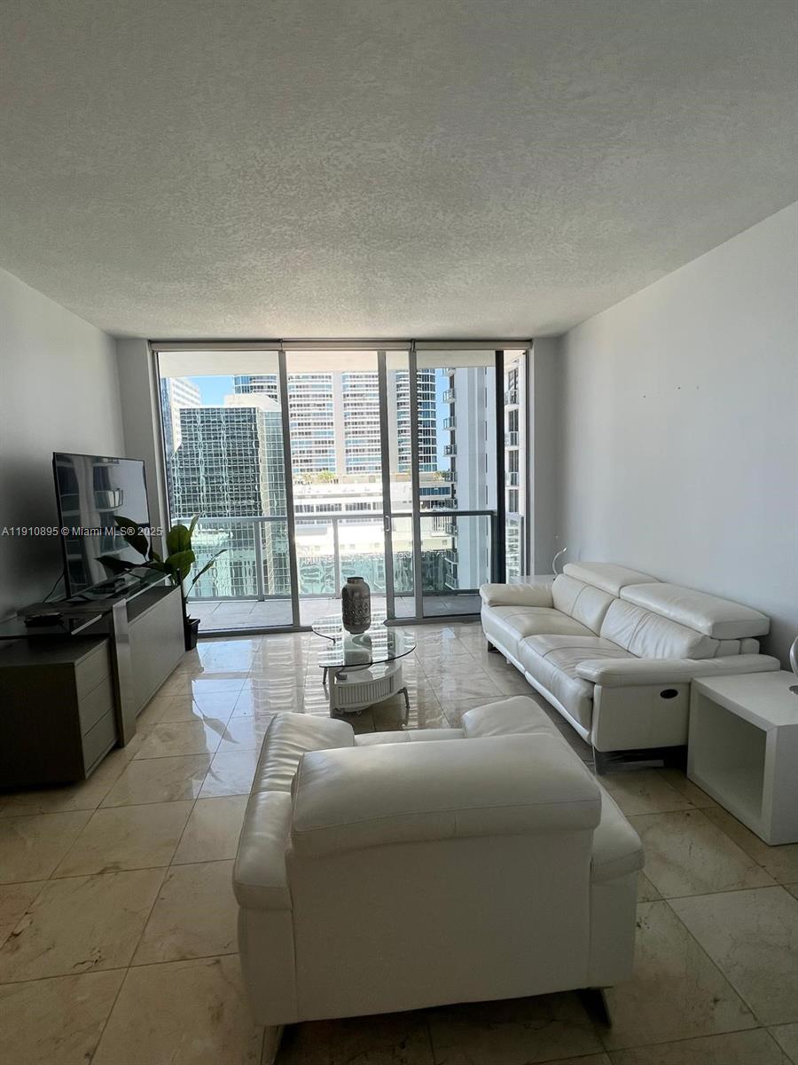 image 1060 Brickell1