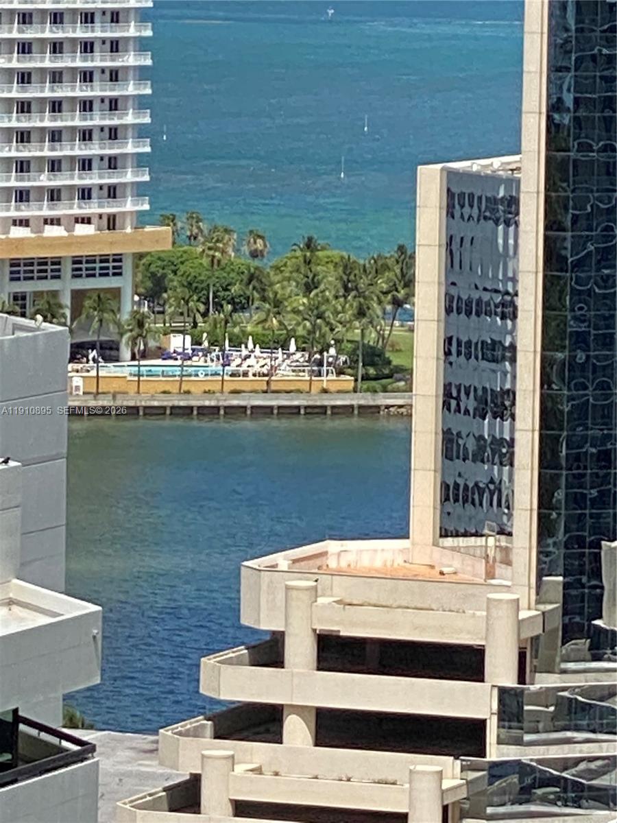 image 1060 Brickell - 105024