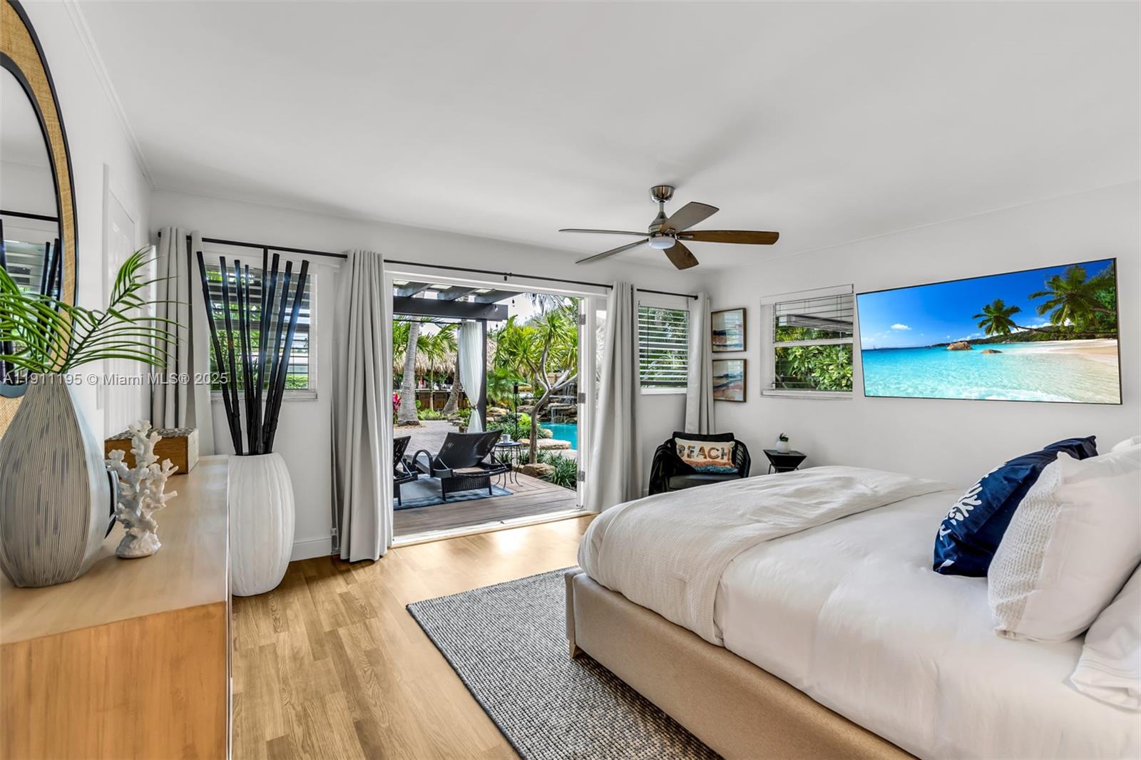 2004 NE 17th Way Fort Lauderdale, FL 33305