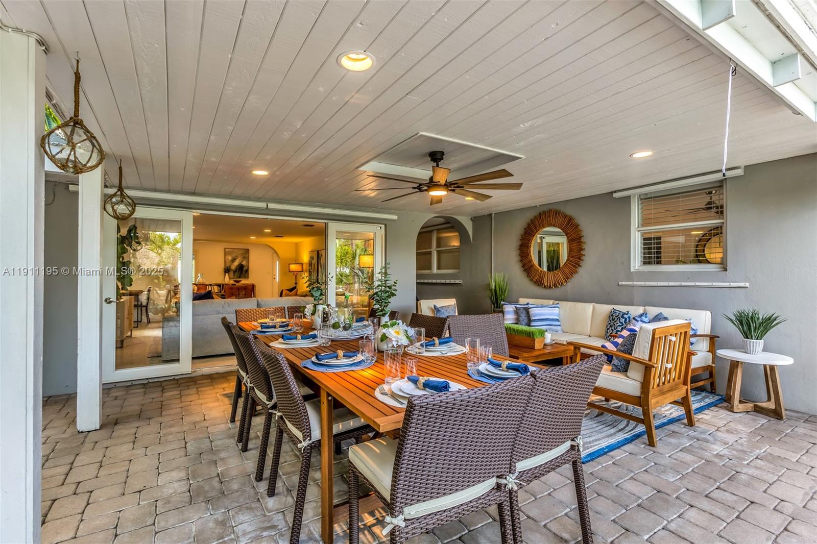 2004 NE 17th Way Fort Lauderdale, FL 33305