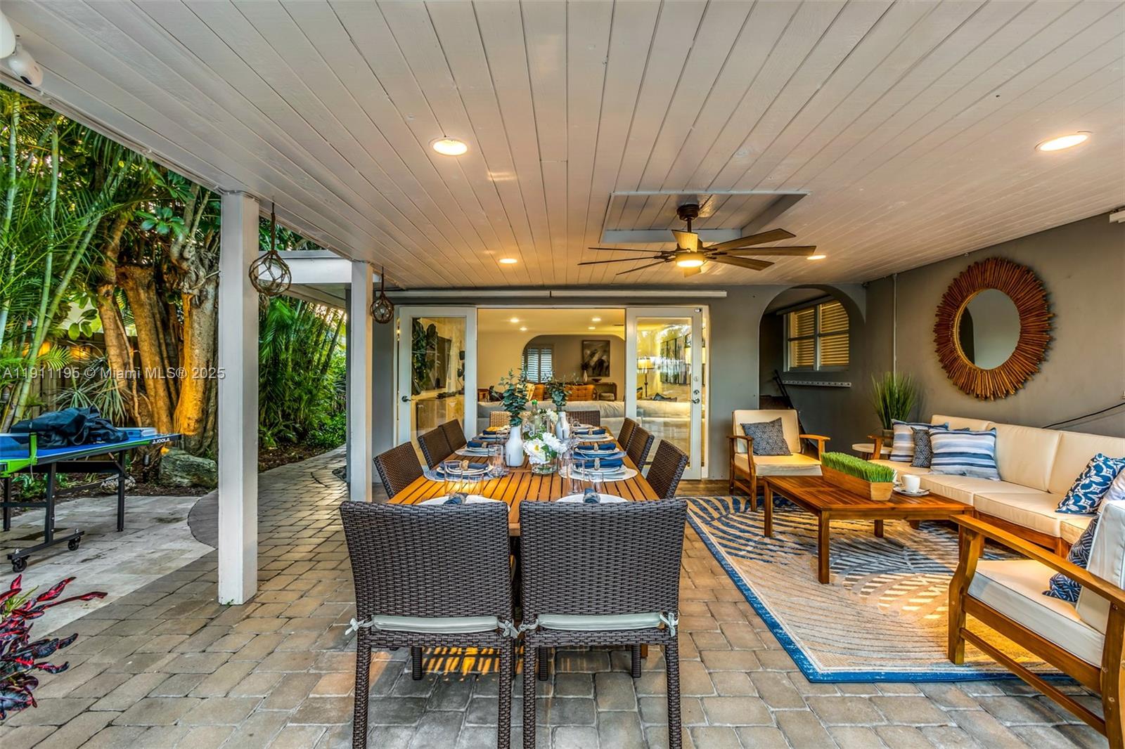 2004 NE 17th Way Fort Lauderdale, FL 33305