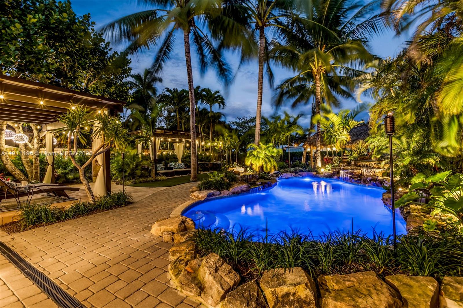 2004 NE 17th Way Fort Lauderdale, FL 33305