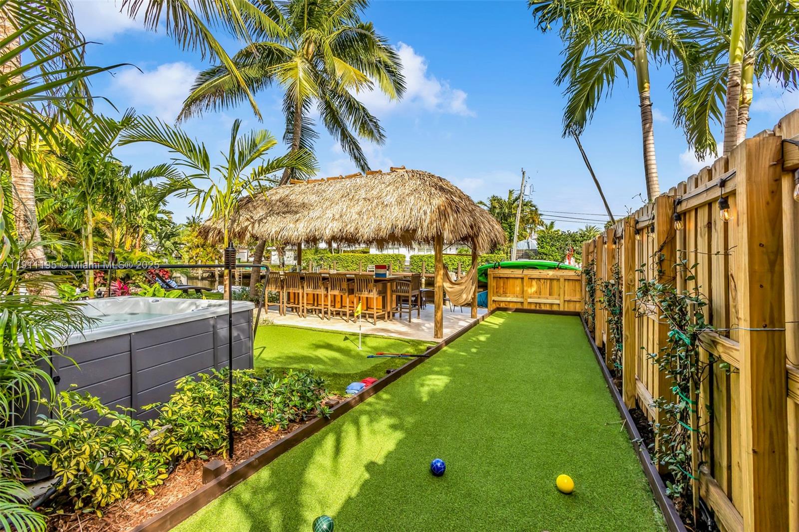 2004 NE 17th Way Fort Lauderdale, FL 33305