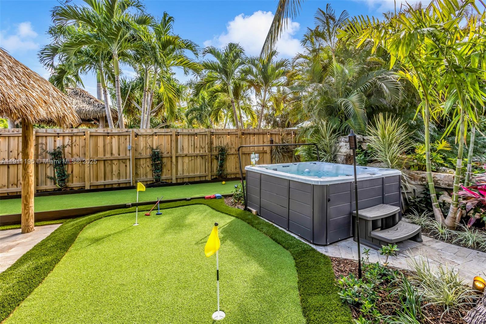 2004 NE 17th Way Fort Lauderdale, FL 33305