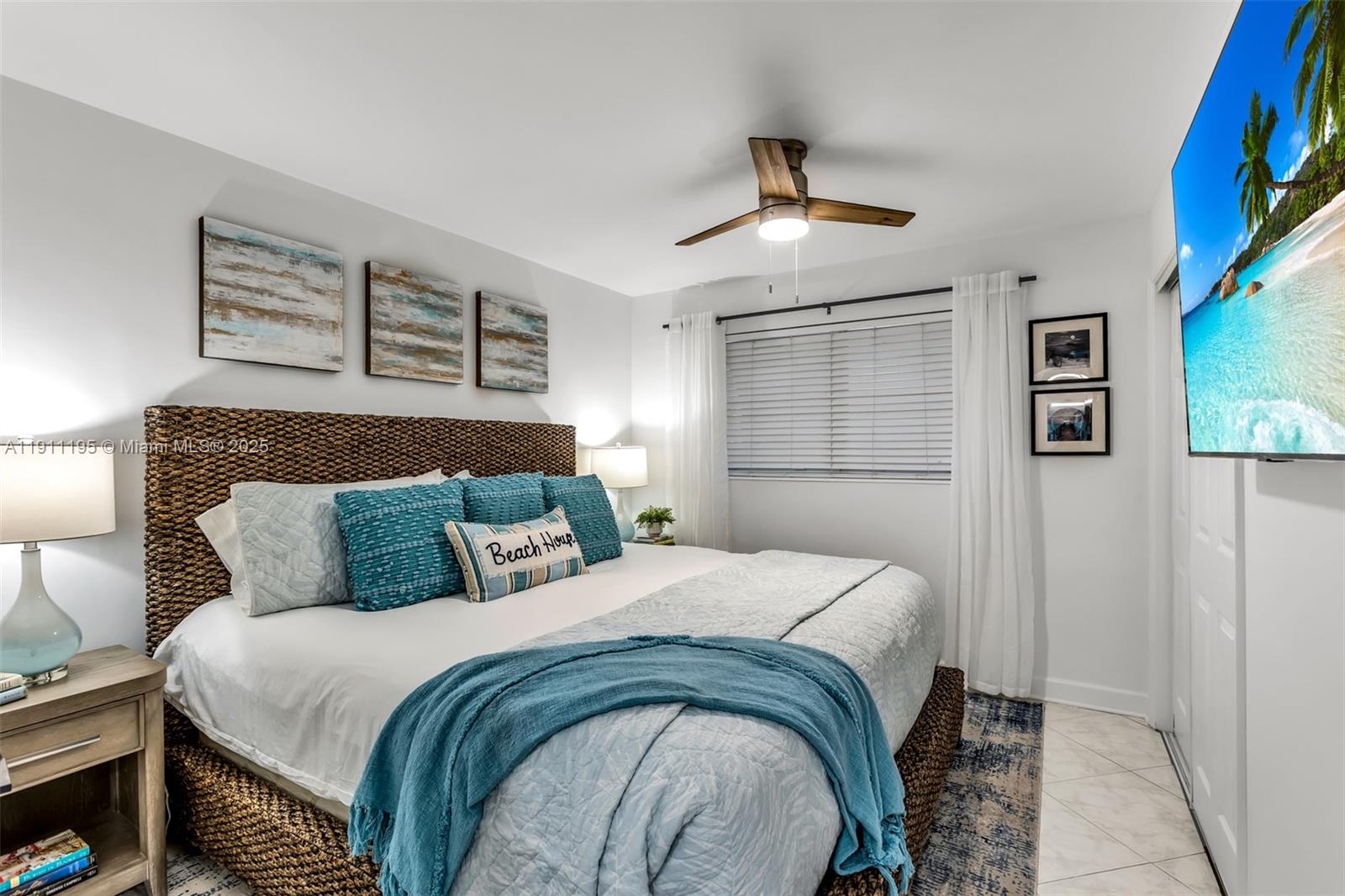 2004 NE 17th Way Fort Lauderdale, FL 33305