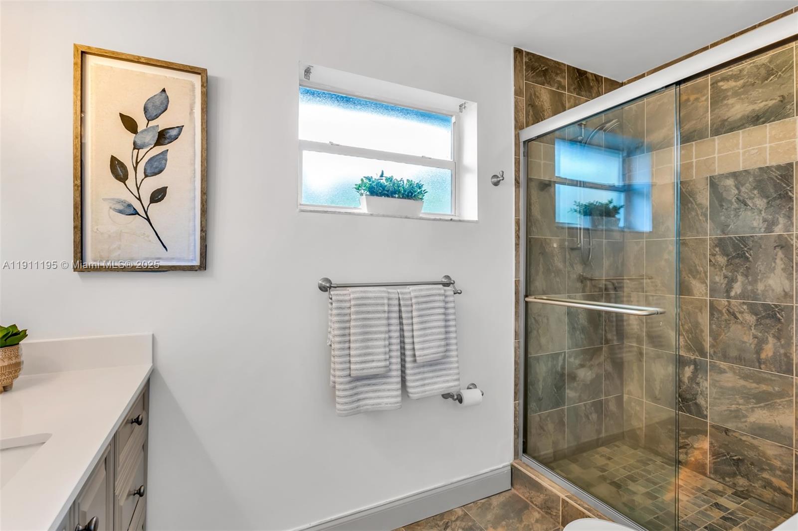 2004 NE 17th Way Fort Lauderdale, FL 33305