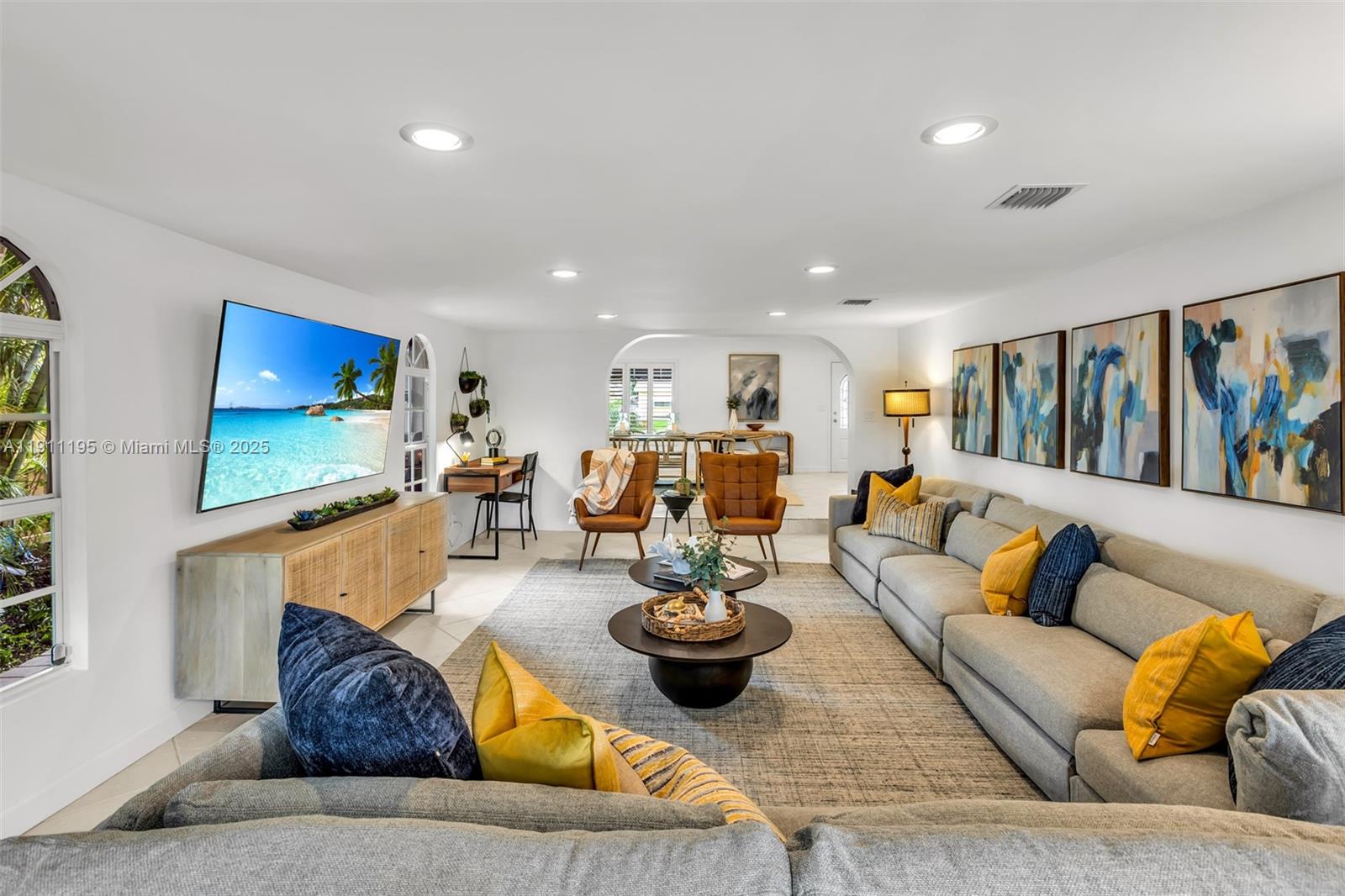 2004 NE 17th Way Fort Lauderdale, FL 33305