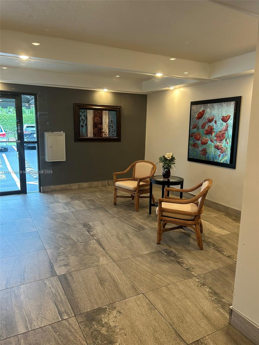 6200 NW 44th St #312