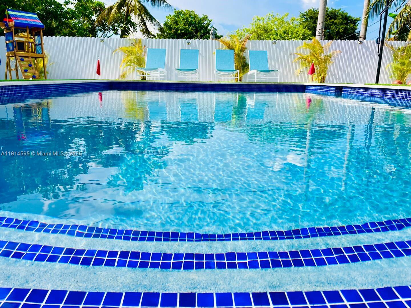 10245 SW 212th St Cutler Bay, FL 33189