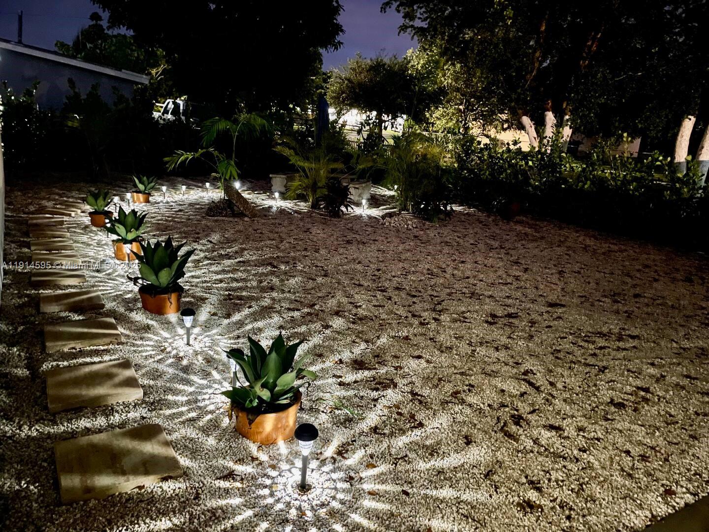 10245 SW 212th St Cutler Bay, FL 33189