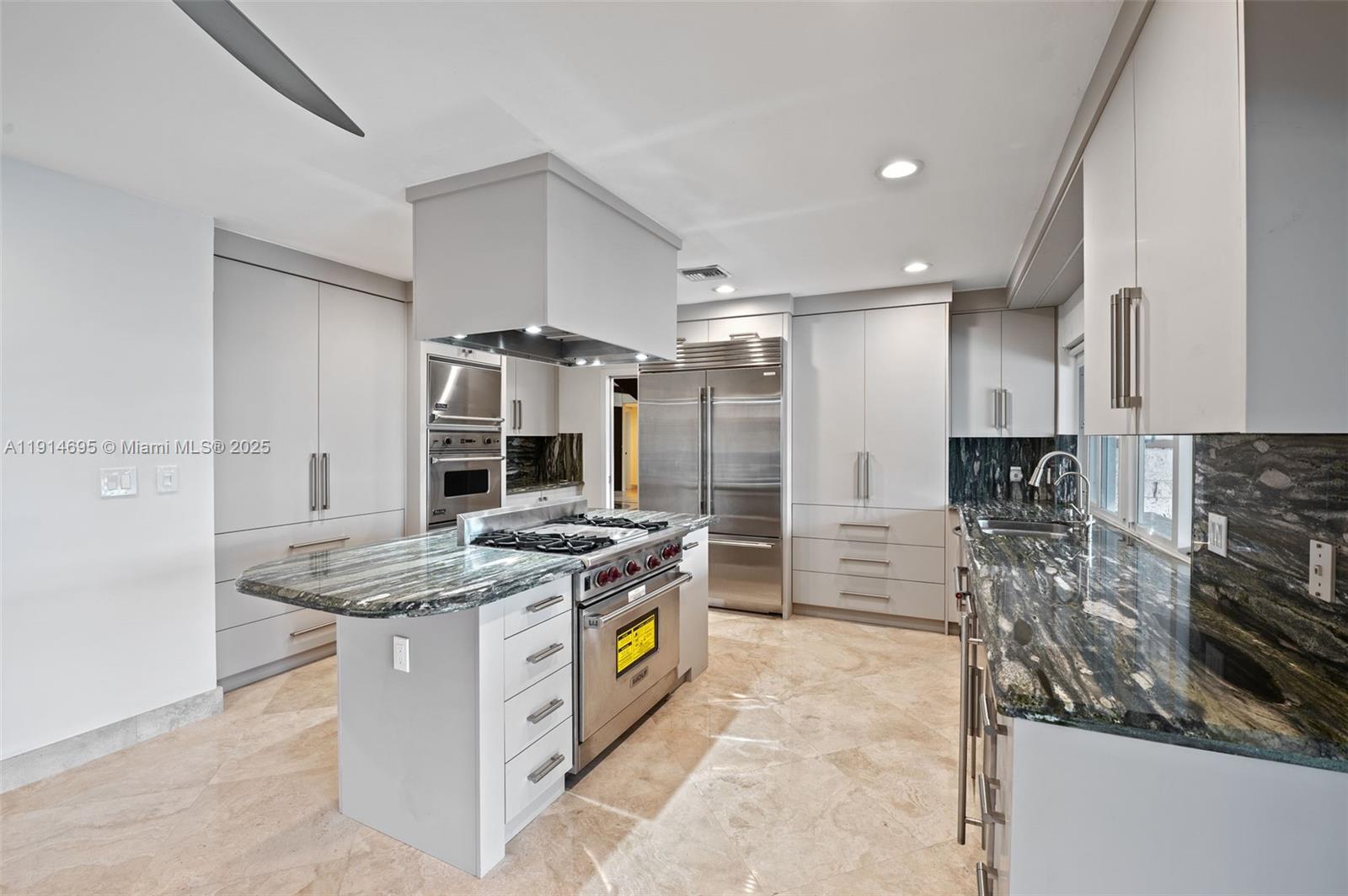 2015 NE 120th Rd North Miami, FL 33181