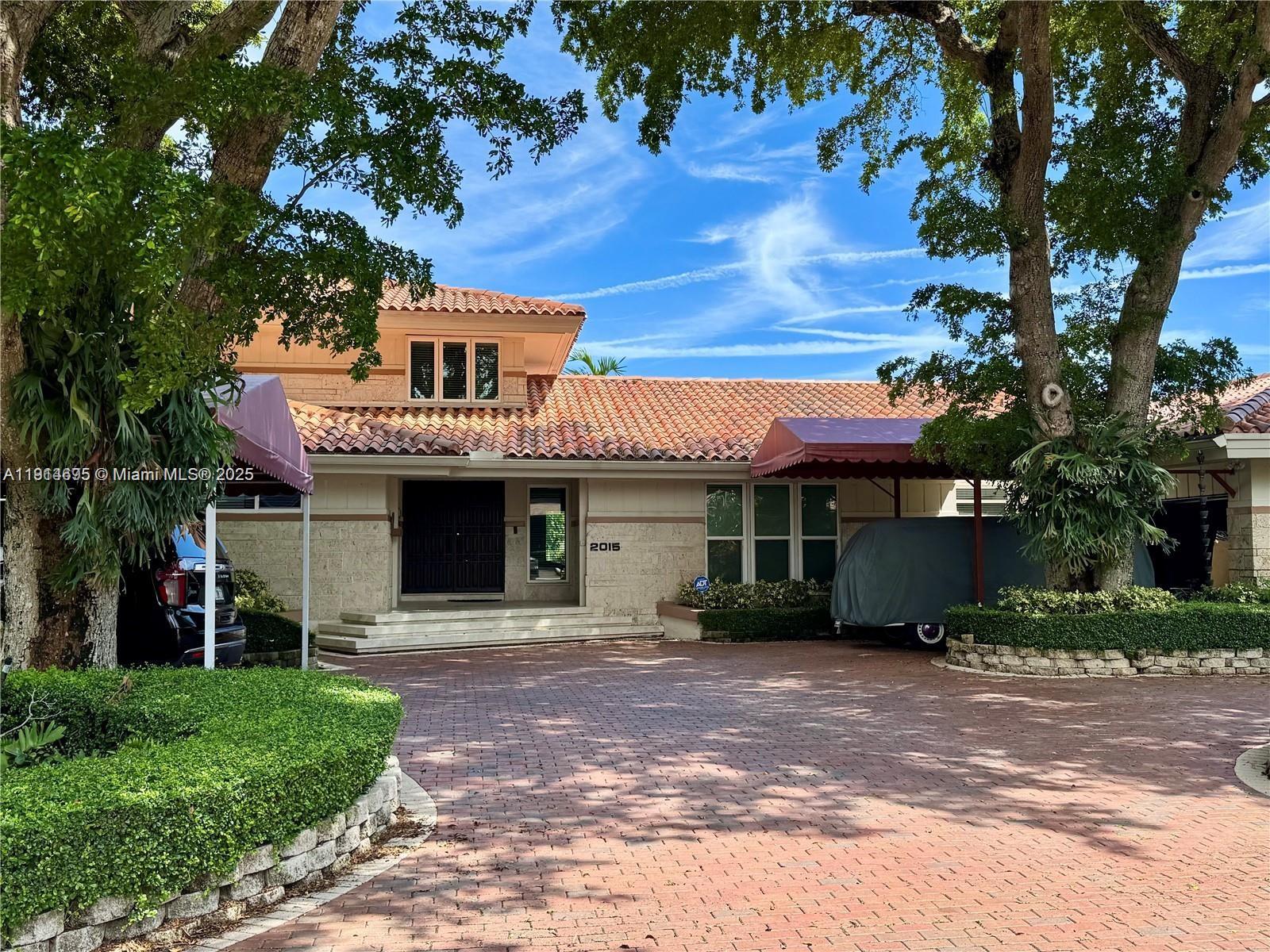 2015 NE 120th Rd North Miami, FL 33181