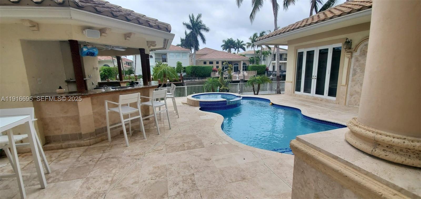 922 Washington St Hollywood, FL 33019