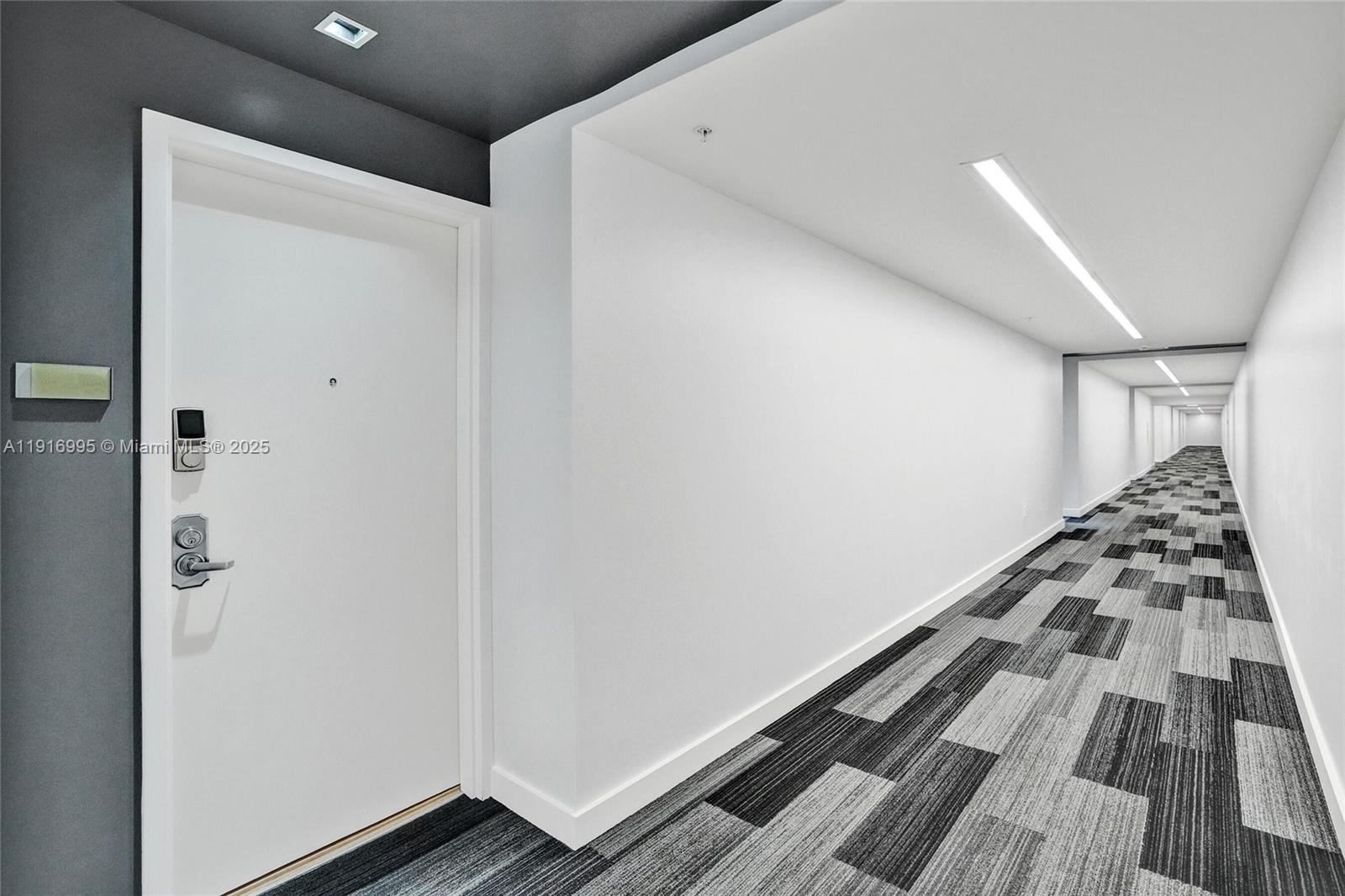 image Four Midtown Condominium18