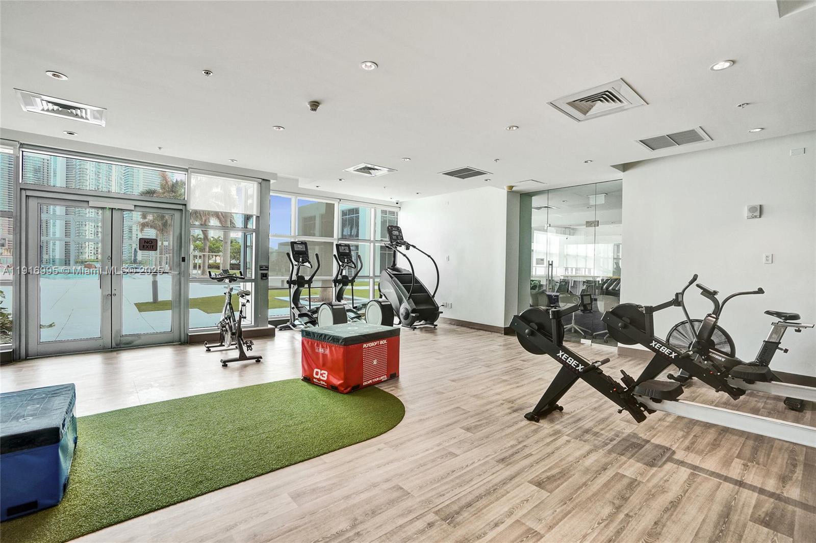 image Four Midtown Condominium23