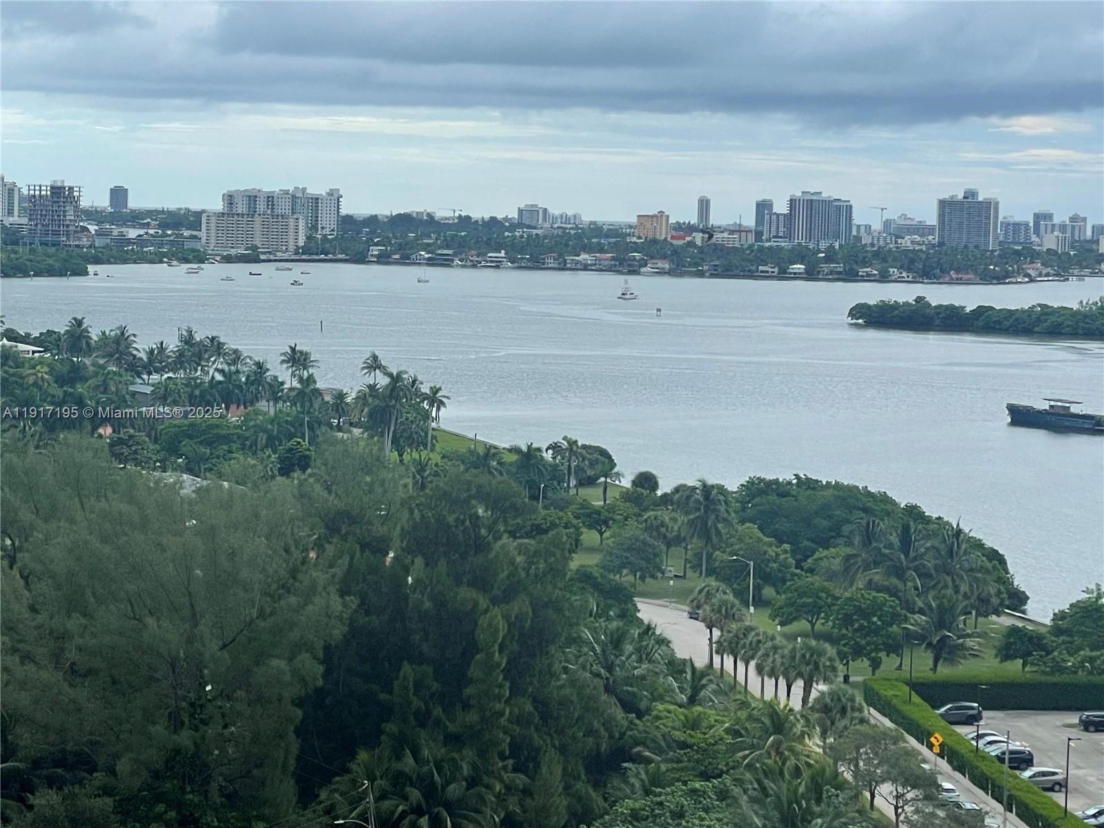 780 NE 69th St #1608