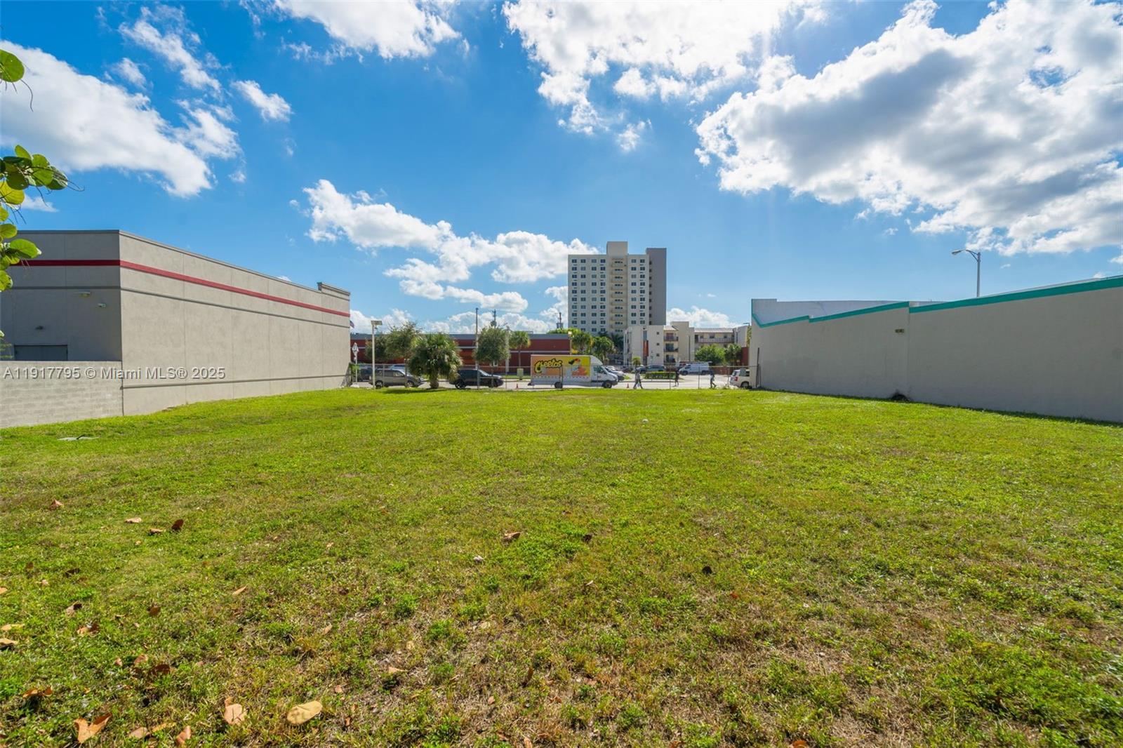 1025 W Flagler St Miami, FL 33130