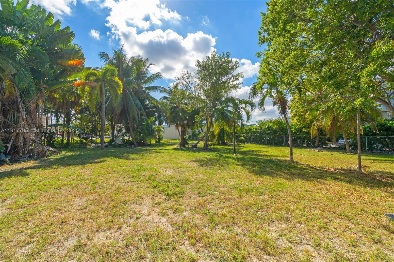 1025 W Flagler St Miami, FL 33130