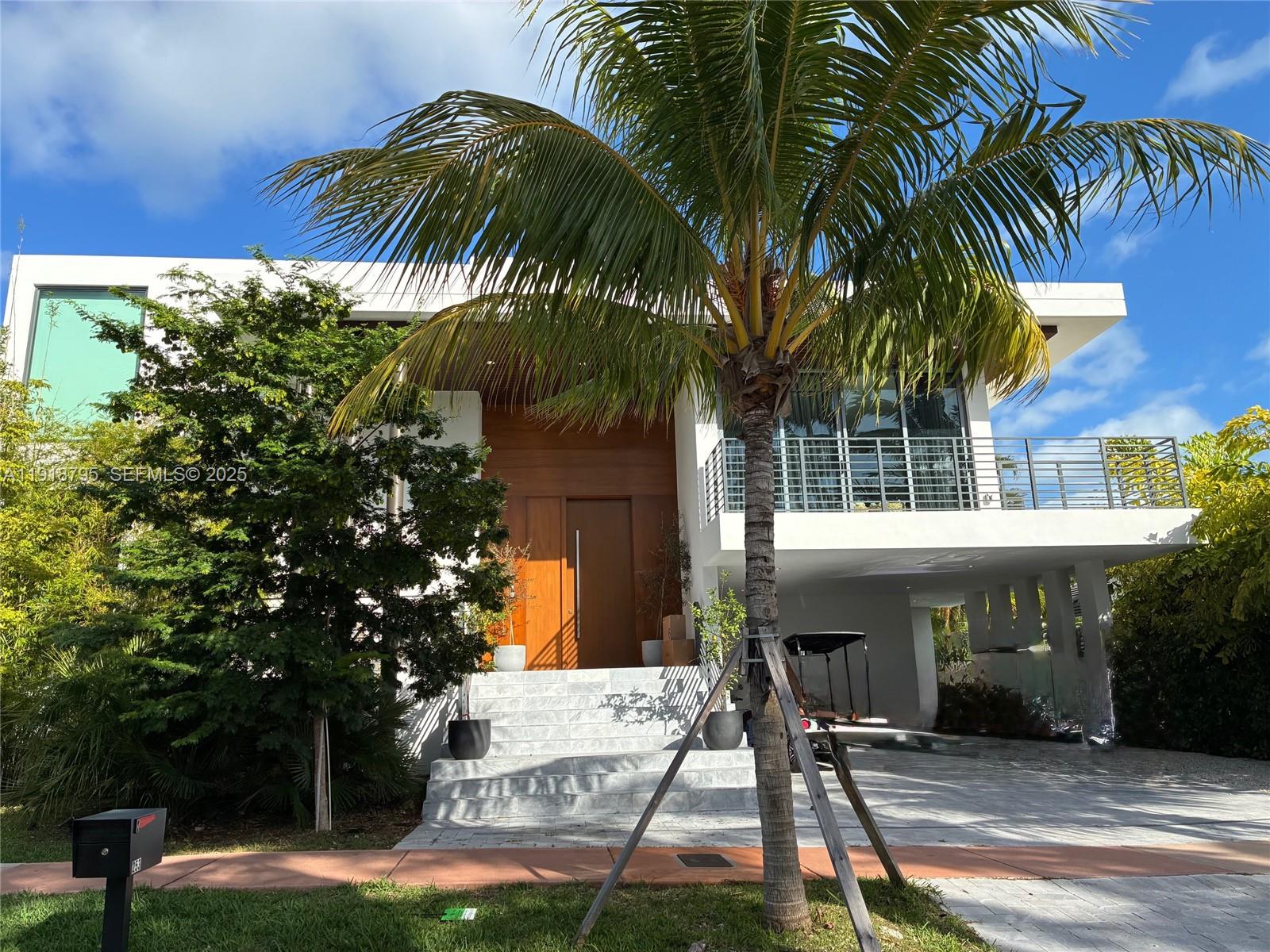 Undisclosed Address Key Biscayne, FL 33149