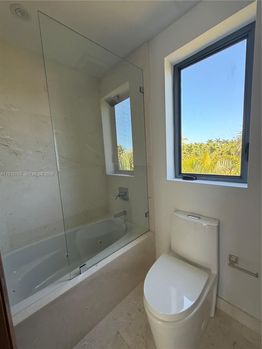 Undisclosed Address Key Biscayne, FL 33149