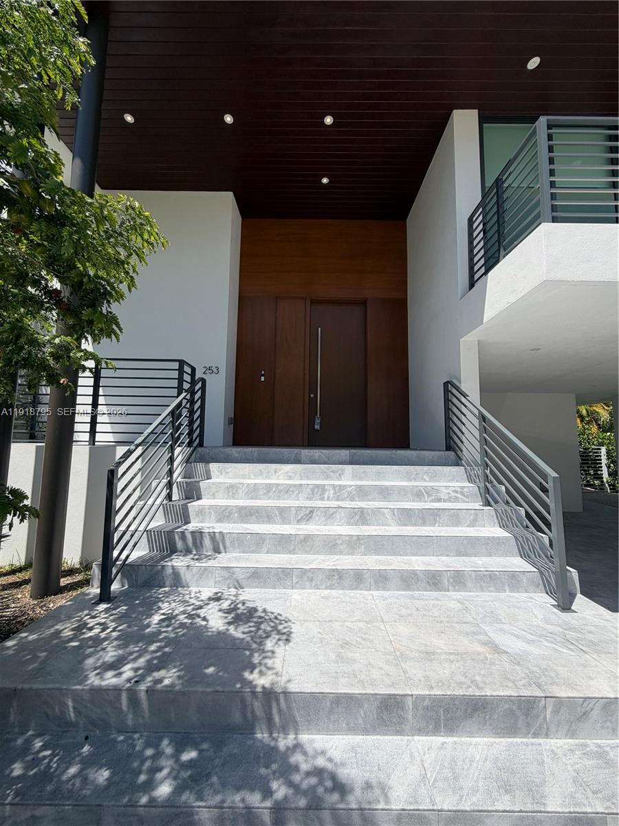 Undisclosed Address Key Biscayne, FL 33149