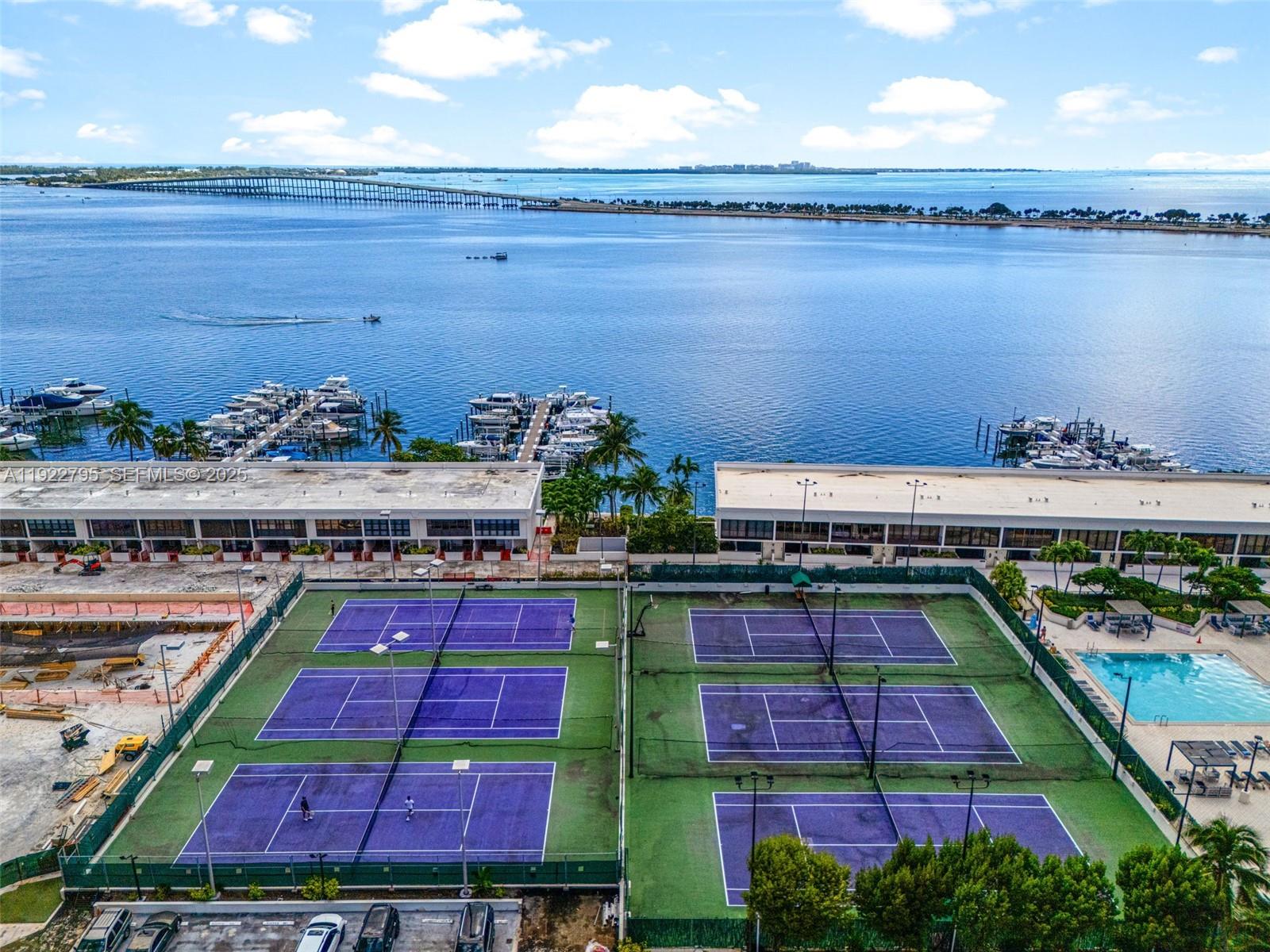 image Brickell Place I31