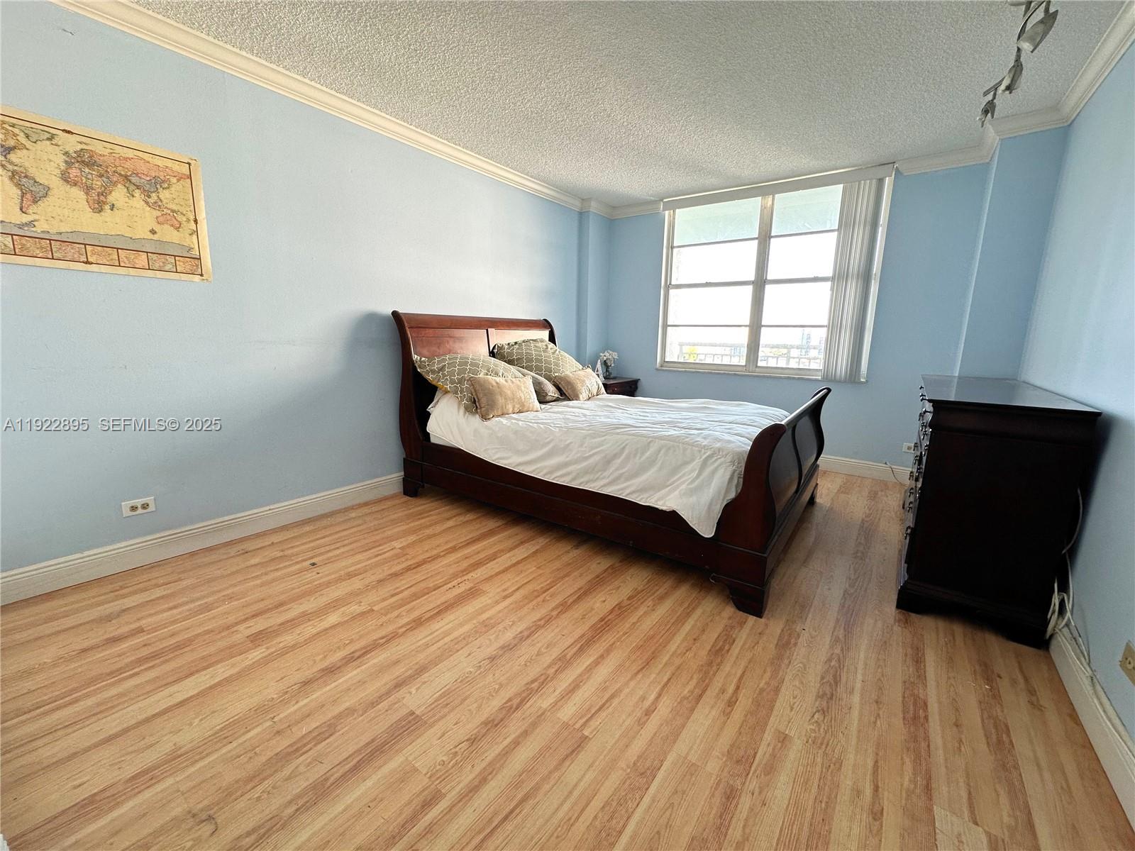 image Winston Towers 5008