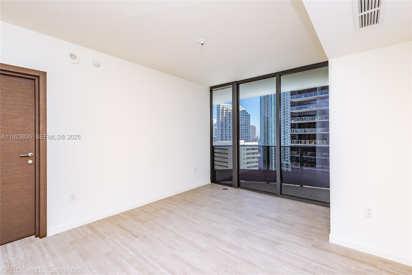 1000 Brickell Plz #2009 Miami, FL 33131