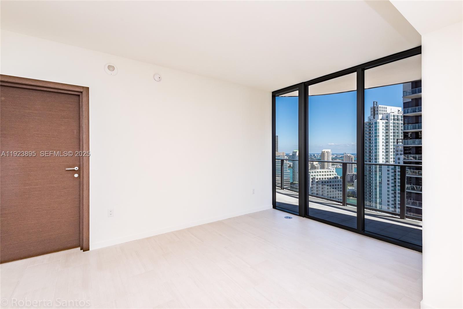 1000 Brickell Plz #2009 Miami, FL 33131