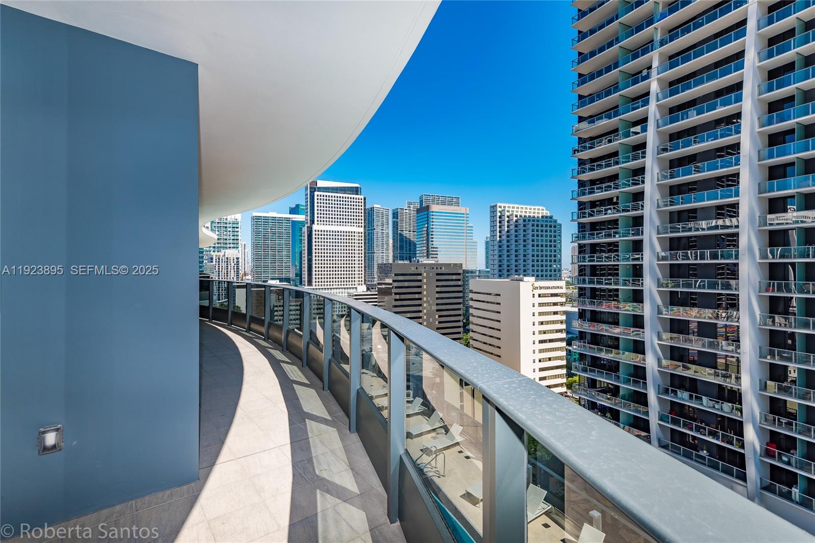 1000 Brickell Plz #2009 Miami, FL 33131