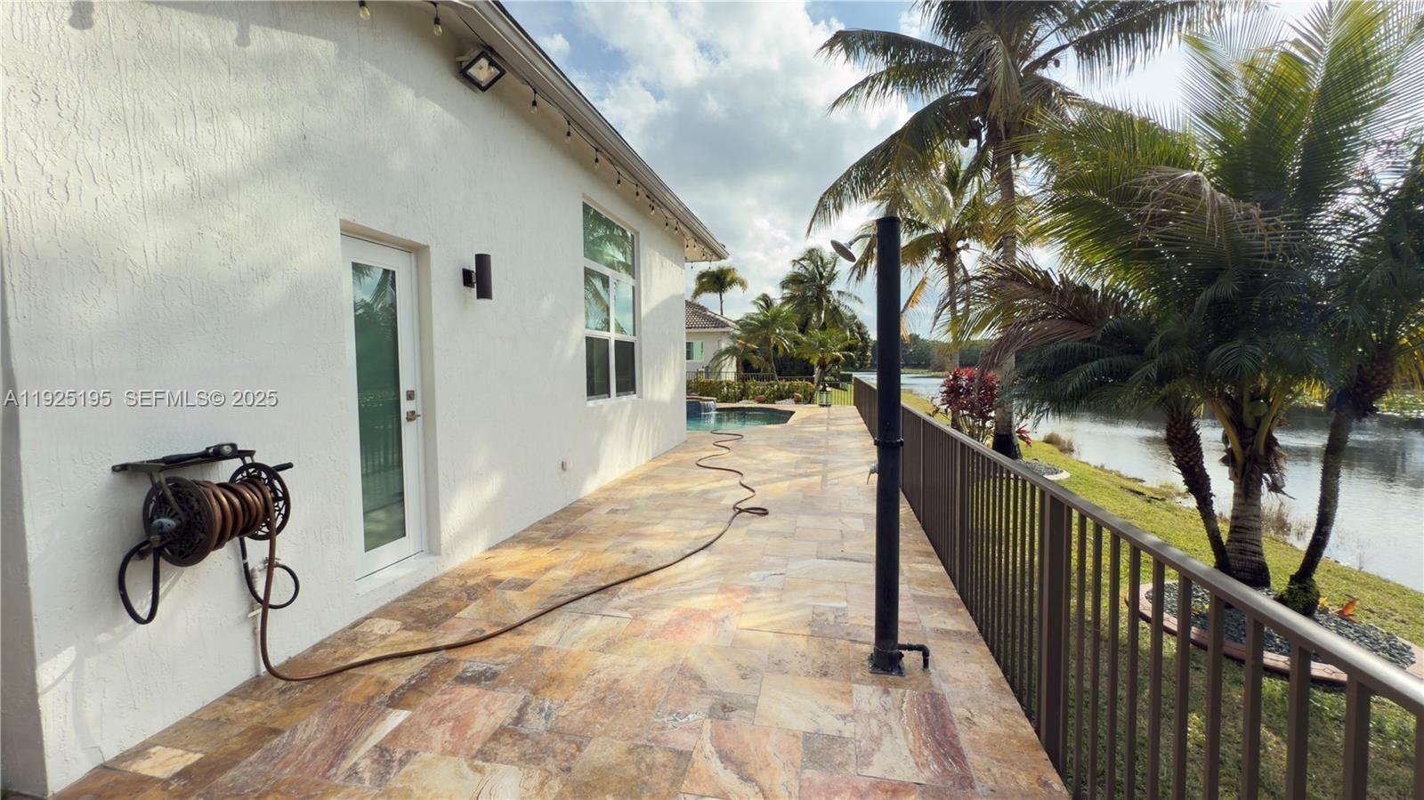 3763 Oak Rdg Cir Weston, FL 33331