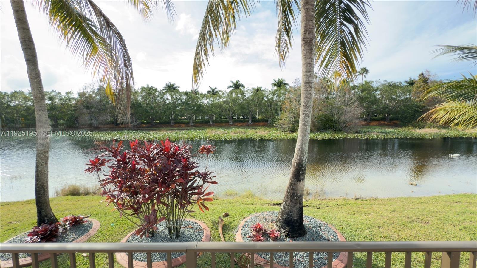 3763 Oak Rdg Cir Weston, FL 33331