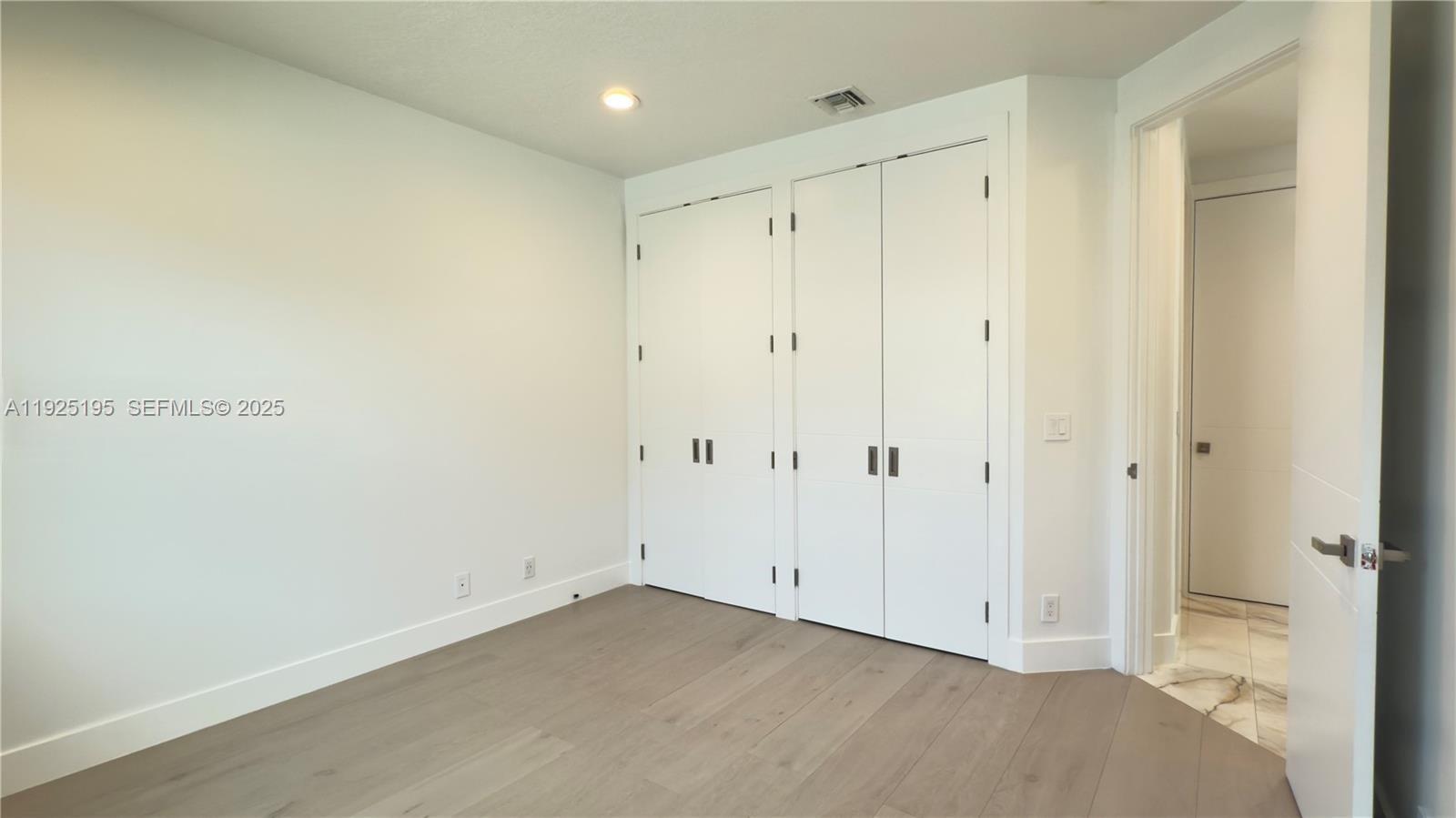 3763 Oak Rdg Cir Weston, FL 33331