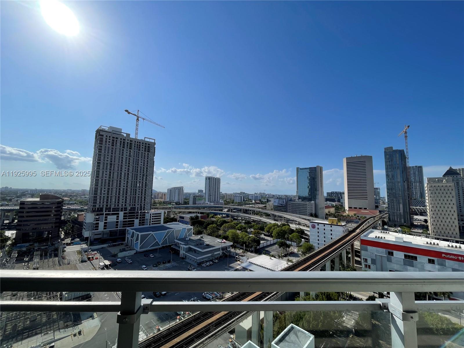 90 SW 3rd St #1809 Miami, FL 33130